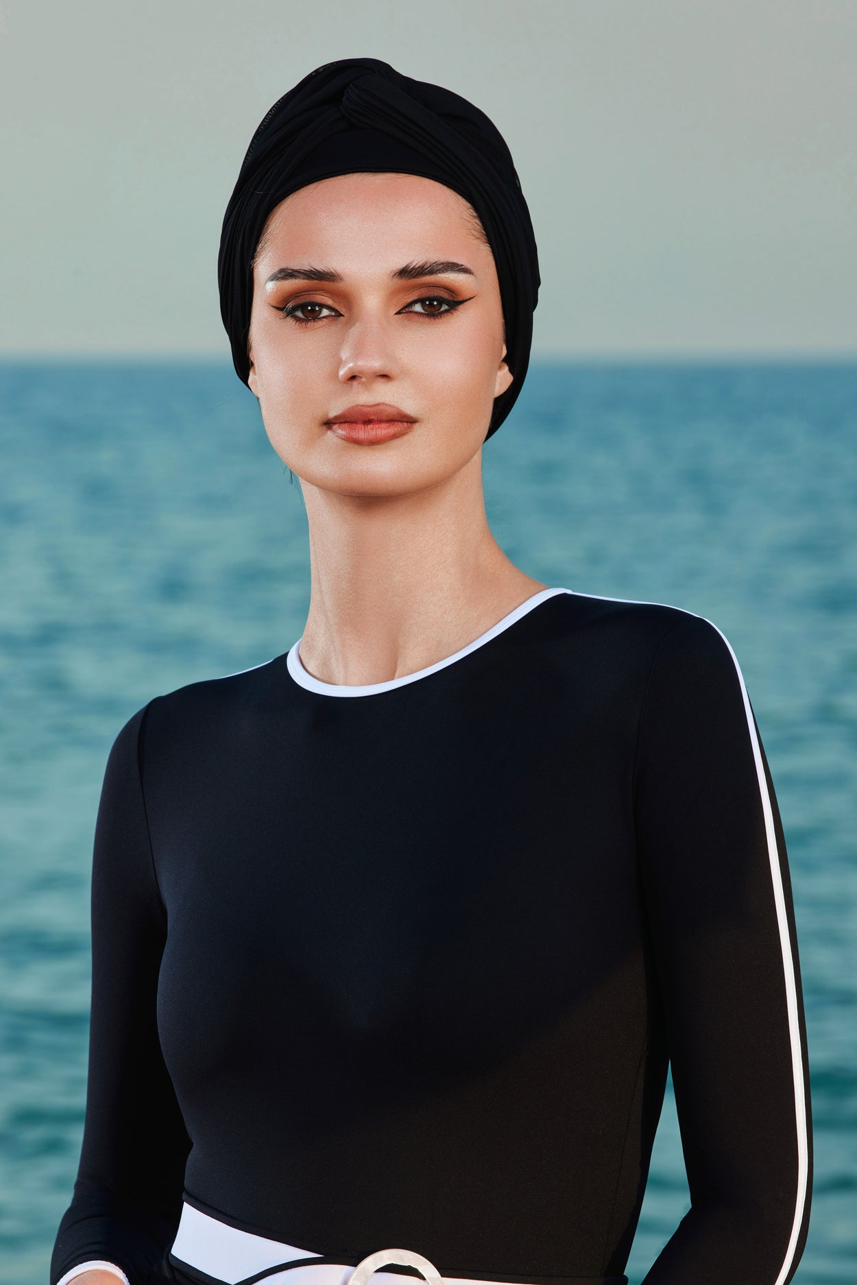 Black 1-Step Head-Cover